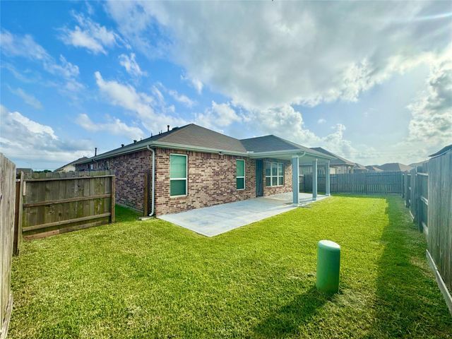 1023 Valley Crest Lane, La Marque, TX 77568
