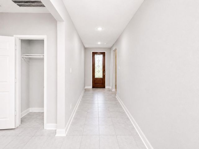 1023 Valley Crest Lane, La Marque, TX 77568