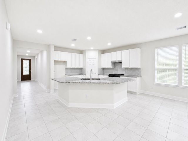1023 Valley Crest Lane, La Marque, TX 77568
