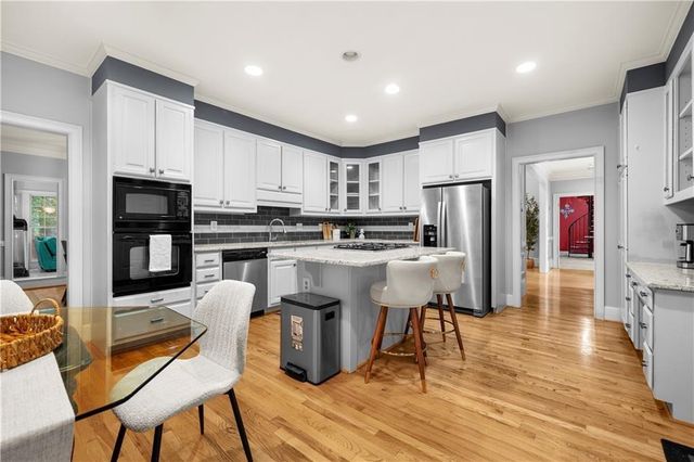 1696 Harts Run, Atlanta, GA 30341