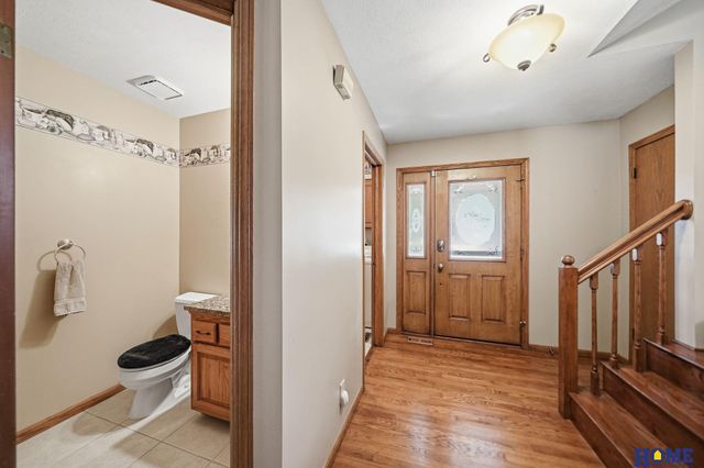 3030 Pecos Road, Lincoln, NE 68516