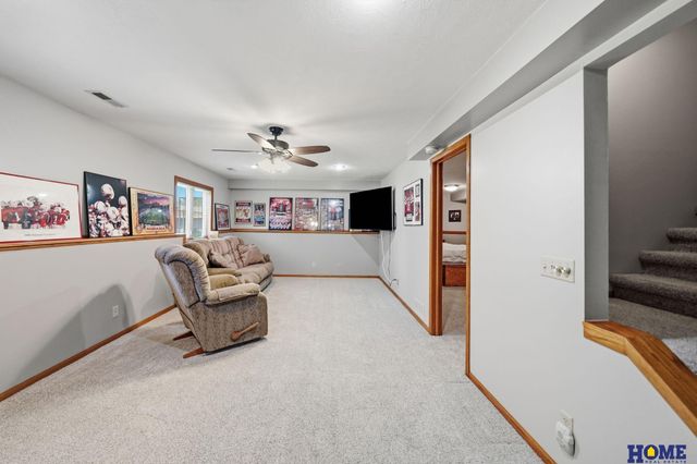 3030 Pecos Road, Lincoln, NE 68516