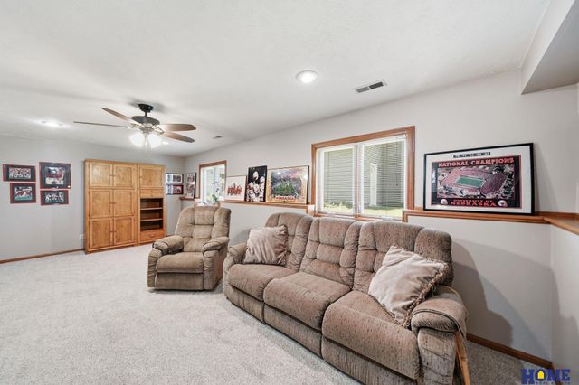 3030 Pecos Road, Lincoln, NE 68516
