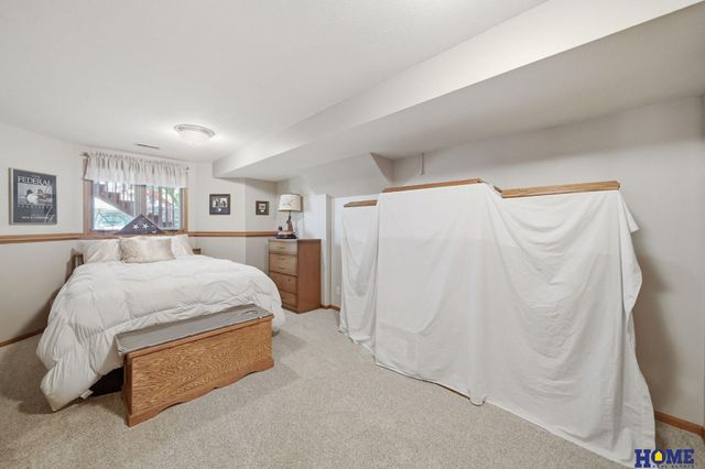 3030 Pecos Road, Lincoln, NE 68516