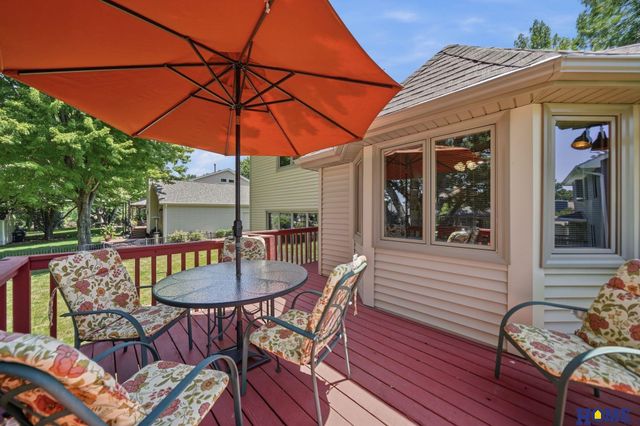 3030 Pecos Road, Lincoln, NE 68516