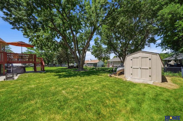 3030 Pecos Road, Lincoln, NE 68516