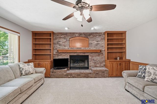 3030 Pecos Road, Lincoln, NE 68516