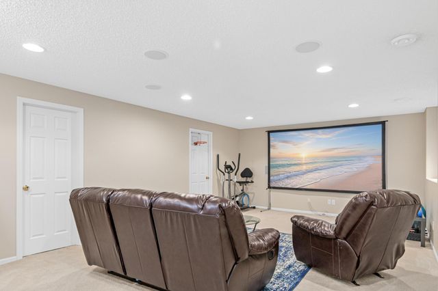 15587 Crab Apple Lane, Eden Prairie, MN 55347