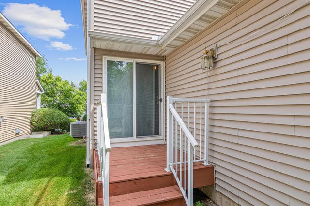 15587 Crab Apple Lane, Eden Prairie, MN 55347