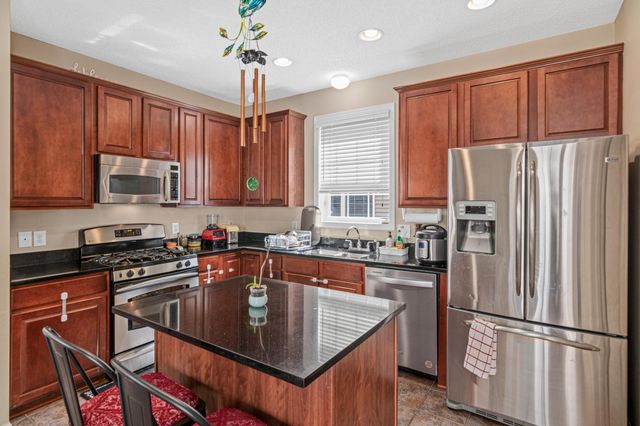 15587 Crab Apple Lane, Eden Prairie, MN 55347