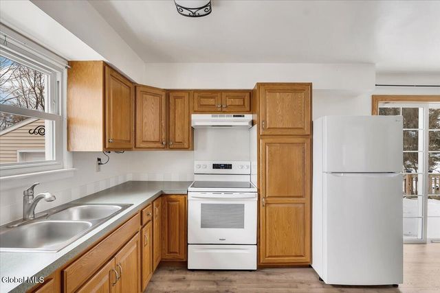 9 Kevin Lane, Schodack, NY 12061