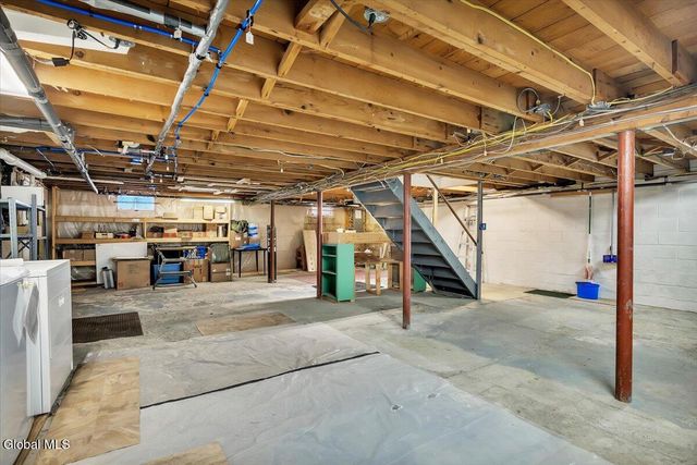 9 Kevin Lane, Schodack, NY 12061