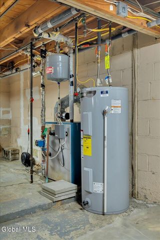 9 Kevin Lane, Schodack, NY 12061