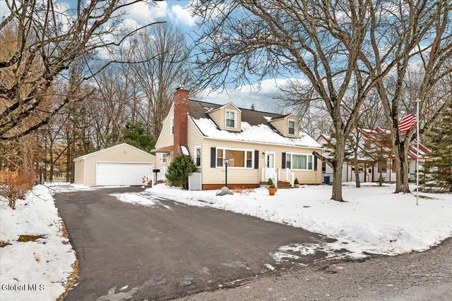 9 Kevin Lane, Schodack, NY 12061