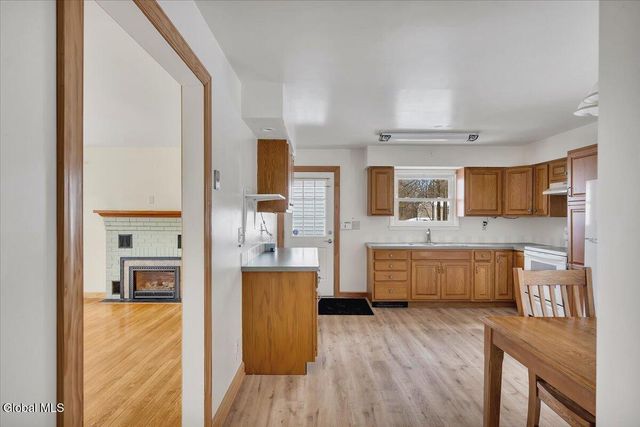 9 Kevin Lane, Schodack, NY 12061