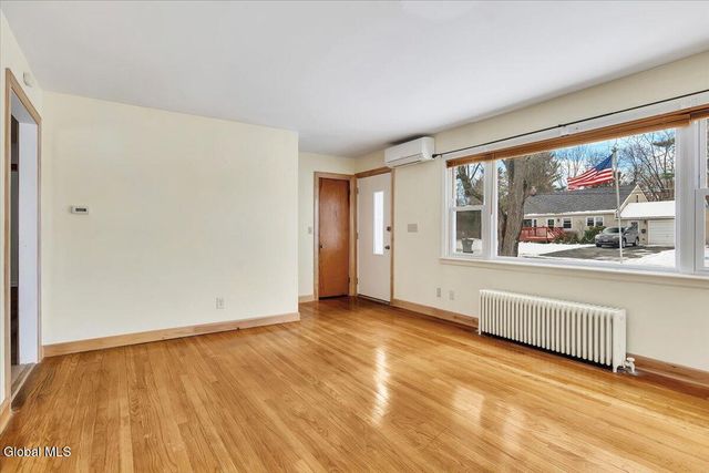 9 Kevin Lane, Schodack, NY 12061