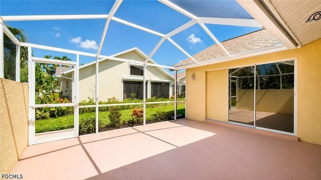 13441 Wild Cotton CT, North Fort Myers, FL 33903
