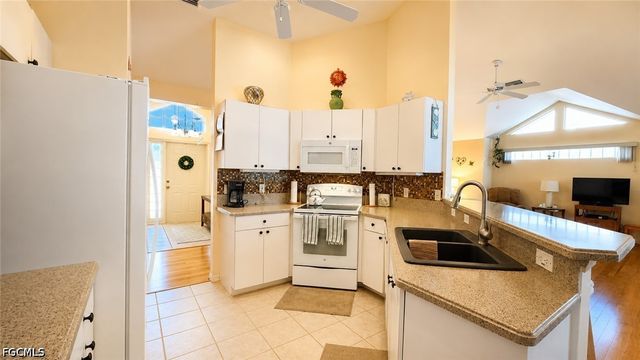 13441 Wild Cotton CT, North Fort Myers, FL 33903