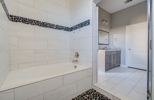 610 Rain Cloud Drive, Baytown, TX 77523