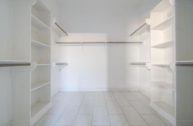 610 Rain Cloud Drive, Baytown, TX 77523