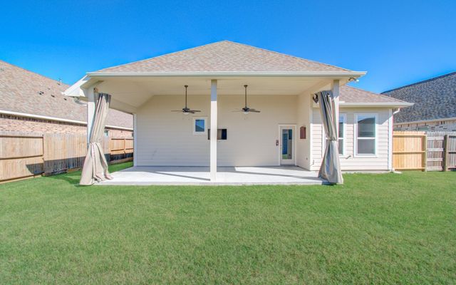 610 Rain Cloud Drive, Baytown, TX 77523