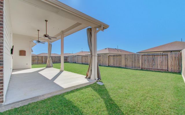 610 Rain Cloud Drive, Baytown, TX 77523