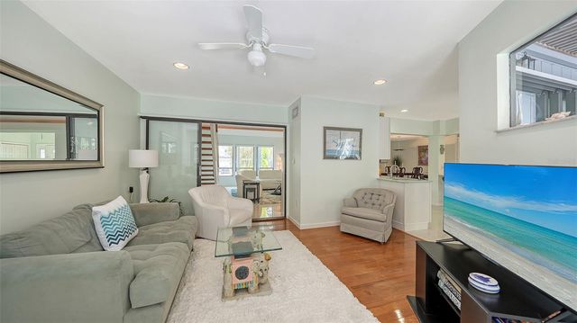 5324 SIESTA COURT, Sarasota, FL 34242