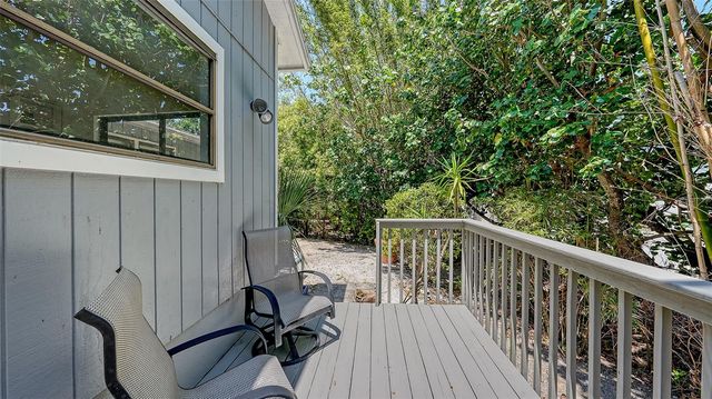 5324 SIESTA COURT, Sarasota, FL 34242