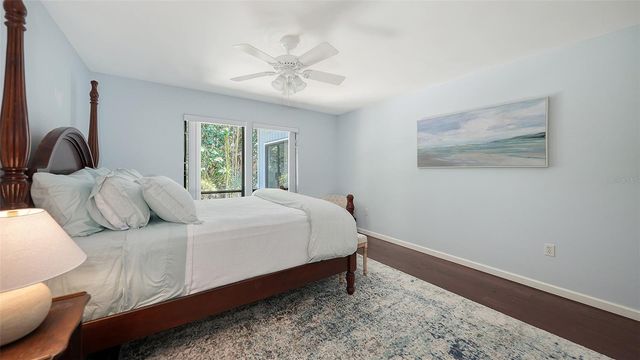 5324 SIESTA COURT, Sarasota, FL 34242