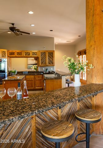 40777 N ECHO CANYON Drive, Cave Creek, AZ 85331