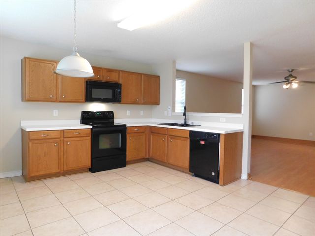 2017 Shawnee Trail, Fort Worth, TX 76247