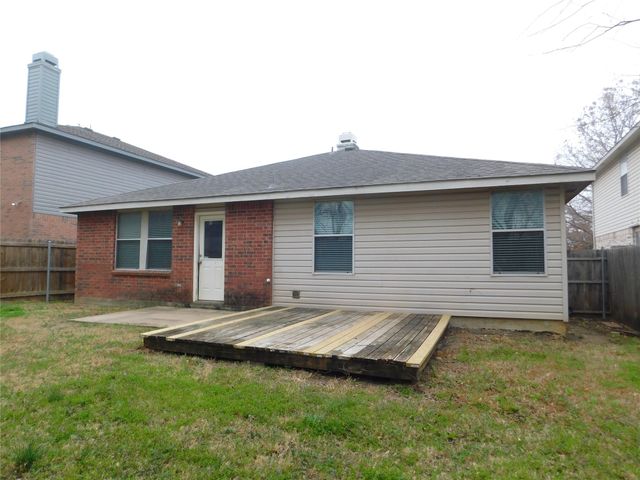 2017 Shawnee Trail, Fort Worth, TX 76247