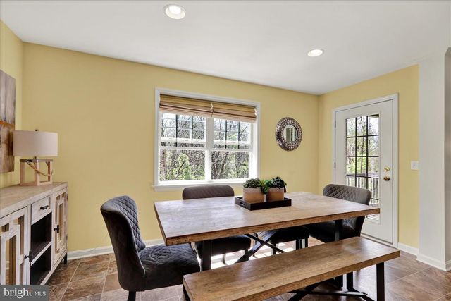 330 WENDOVER WAY, Lancaster, PA 17603