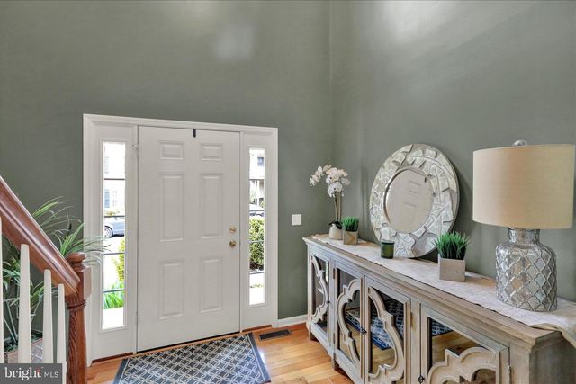 330 WENDOVER WAY, Lancaster, PA 17603