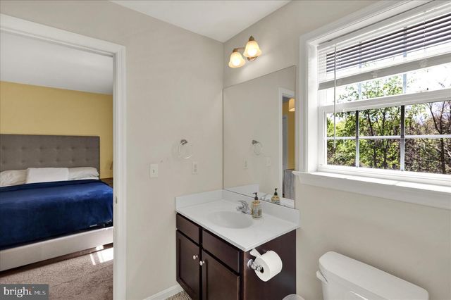 330 WENDOVER WAY, Lancaster, PA 17603