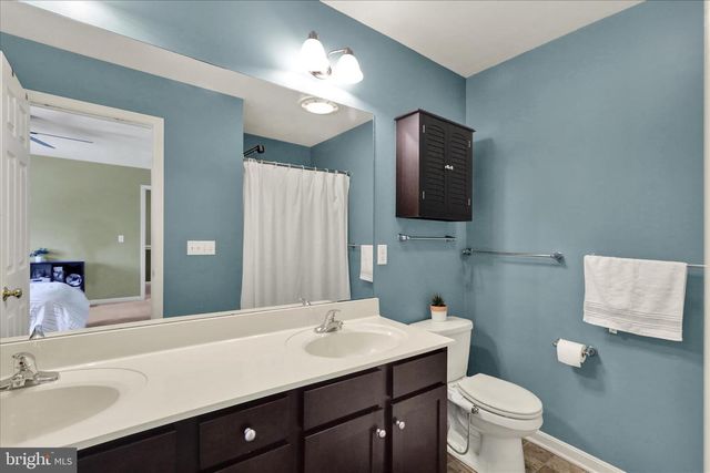 330 WENDOVER WAY, Lancaster, PA 17603