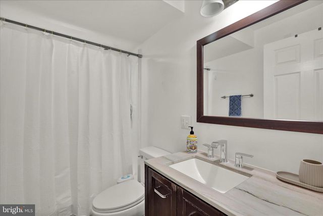 330 WENDOVER WAY, Lancaster, PA 17603