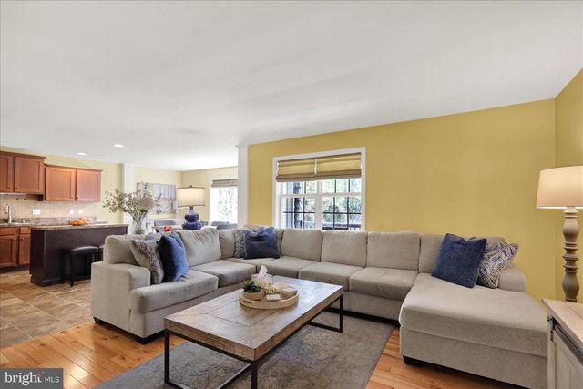 330 WENDOVER WAY, Lancaster, PA 17603