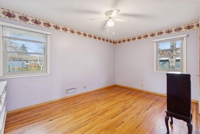 7041 Georgia Avenue N, Brooklyn Park, MN 55428