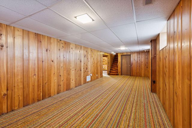 7041 Georgia Avenue N, Brooklyn Park, MN 55428