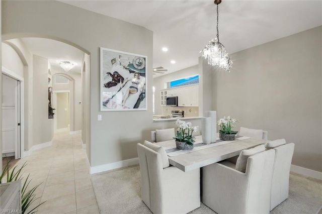 8612 IBIS COVE CIR, Naples, FL 34119