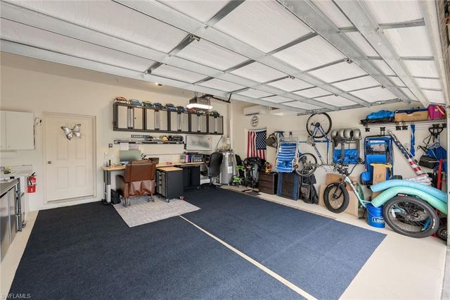 8612 IBIS COVE CIR, Naples, FL 34119