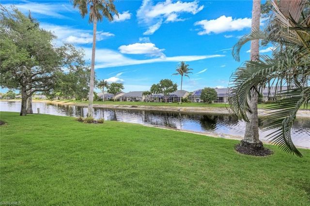 8612 IBIS COVE CIR, Naples, FL 34119