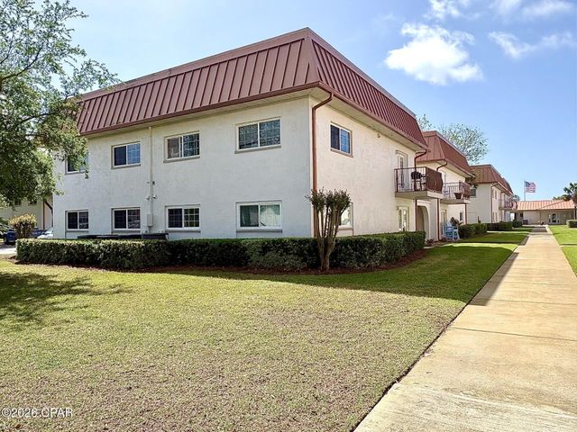 2100 W Beach Drive W101, Panama City, FL 32401