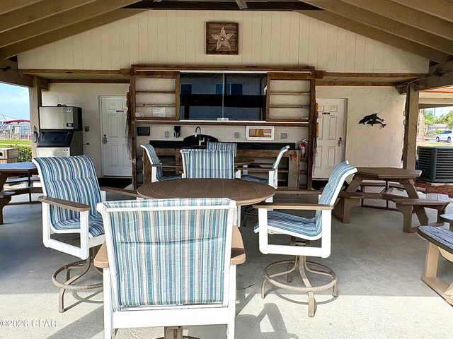 2100 W Beach Drive W101, Panama City, FL 32401