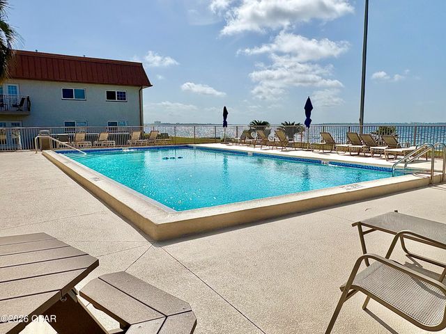2100 W Beach Drive W101, Panama City, FL 32401