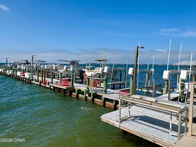 2100 W Beach Drive W101, Panama City, FL 32401