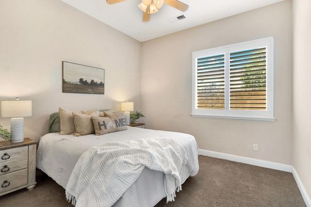 2934 E Salem Avenue, Fresno, CA 93720
