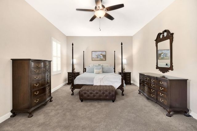 2934 E Salem Avenue, Fresno, CA 93720