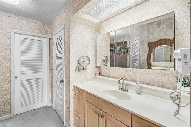 1840 NE 23rd TER, Cape Coral, FL 33909